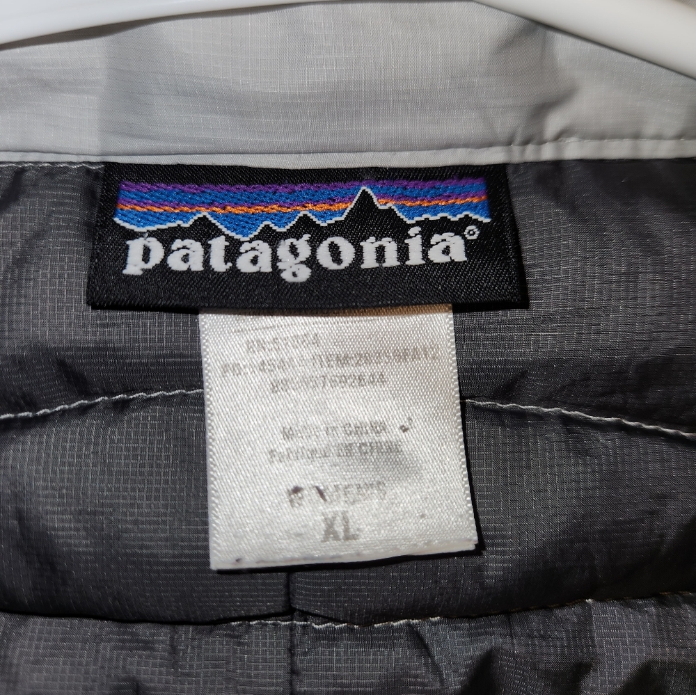 Patagonia Down Parka Women's SZ XL Gray - Picture 9 of 12